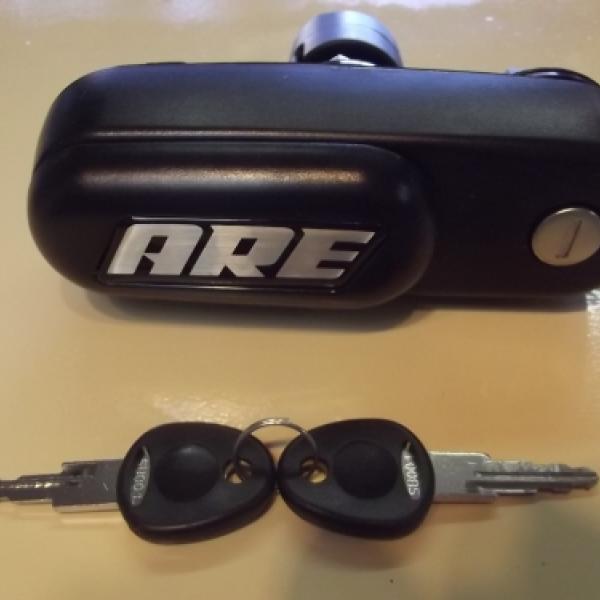 EL-2 Teardrop Frameless Rear Door Slam Latch | Ishler's Truck Caps